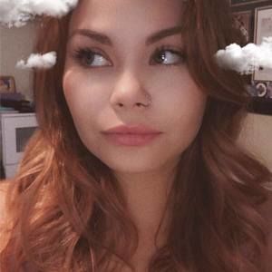 Meet your Posher, Raquelle